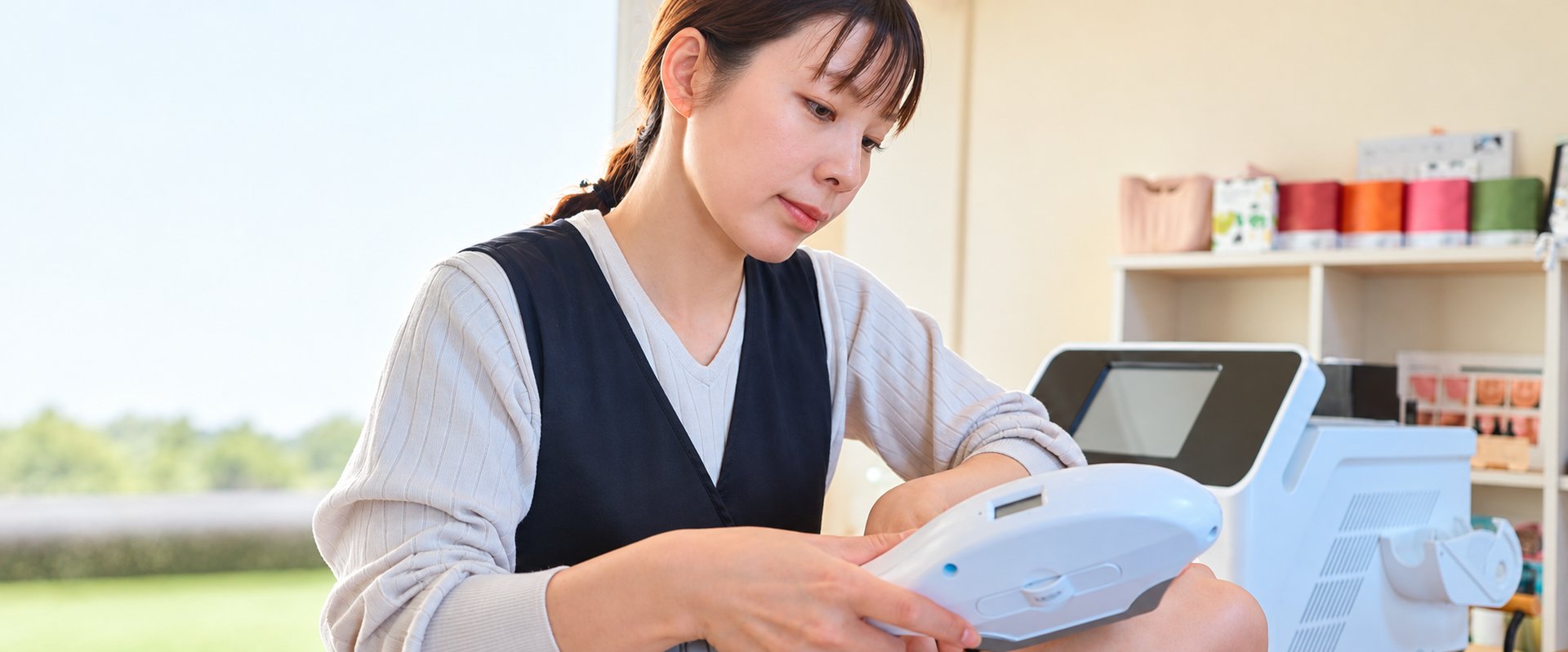 施術部位を確認しながら進める様子